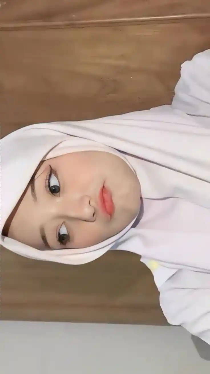 hijab-girl-dp-for-instagram