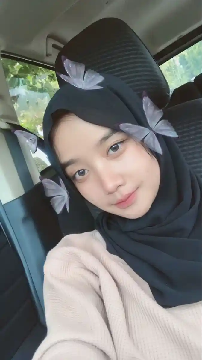 hijab-girl-dp