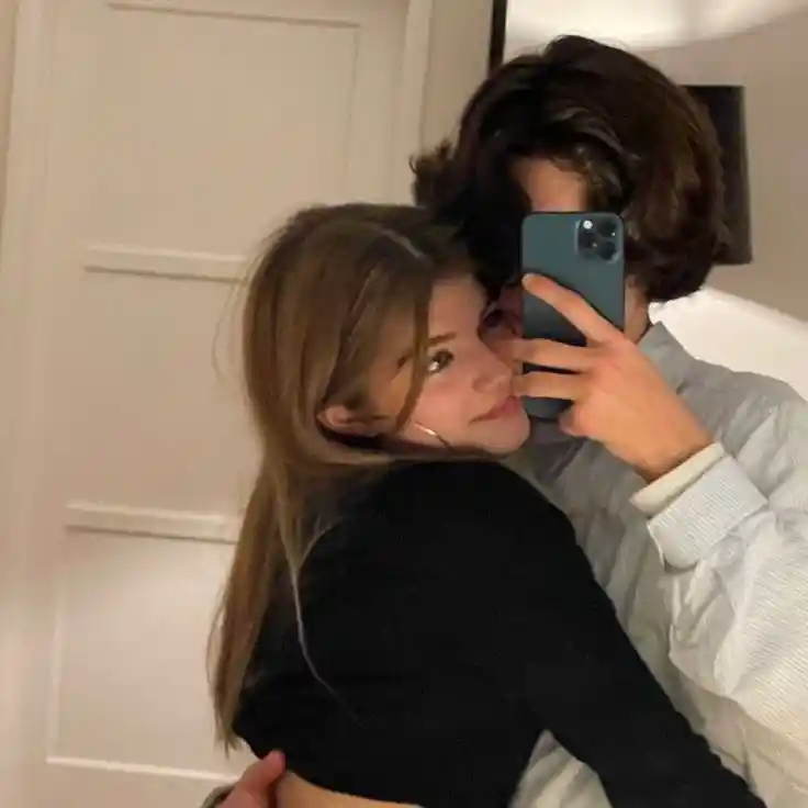 love-dp-for-whatsapp