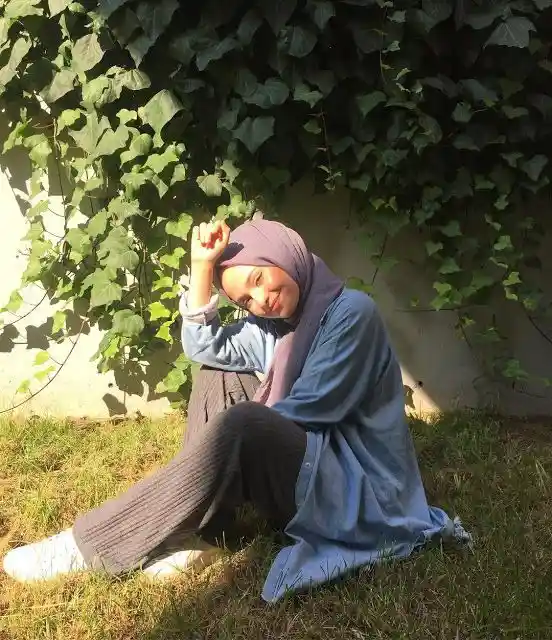 stylish-instagram-hijab-girl-dp