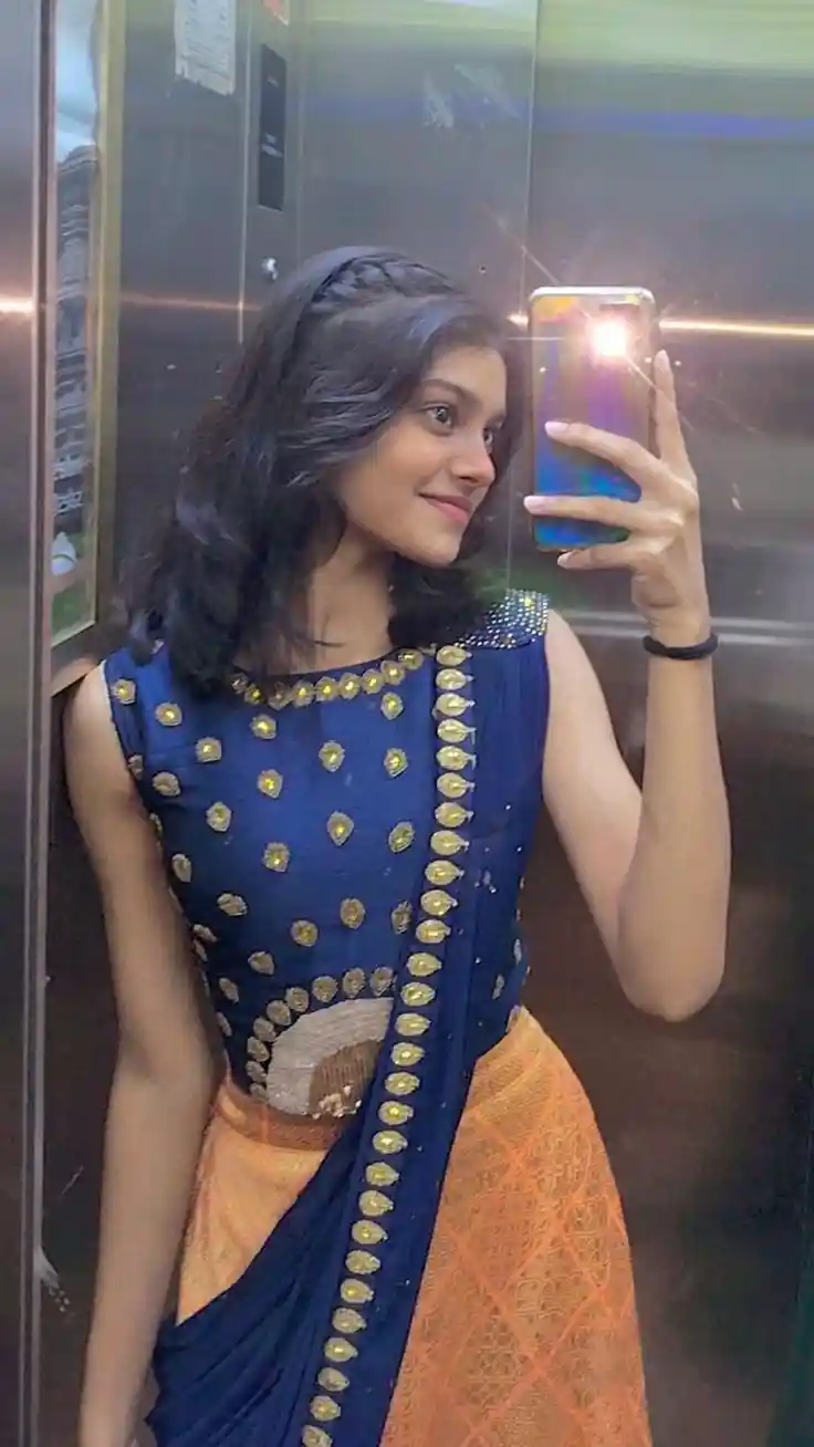 beautiful-attitude-girls-dp-images