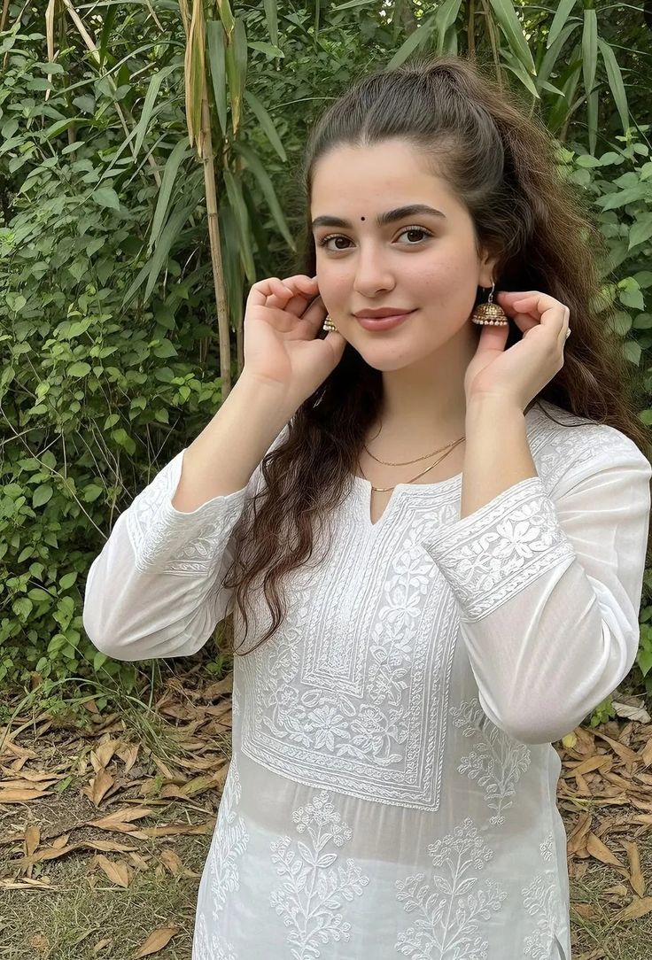 Attitude Cute Girl Pic