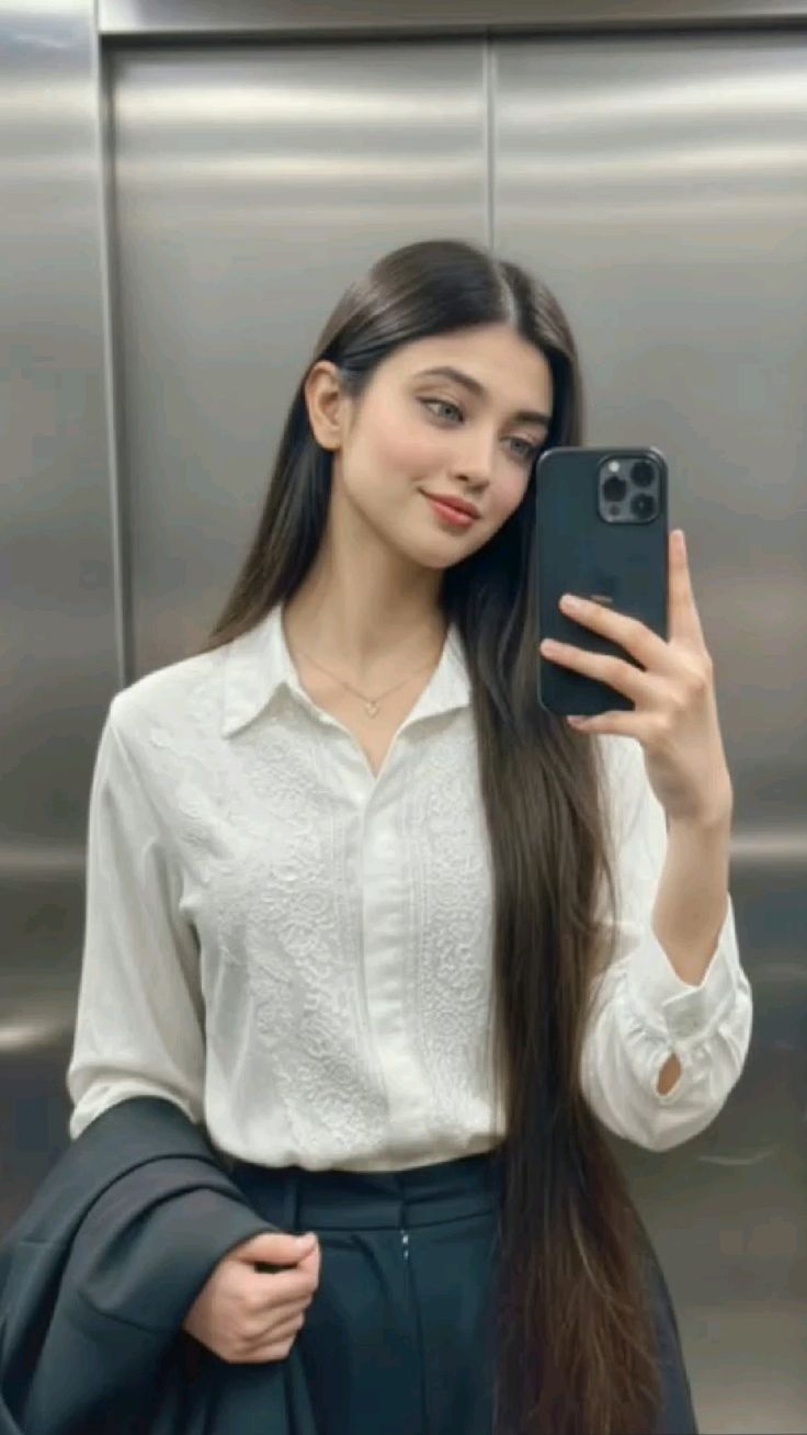 Beautiful Girl Photo Dp