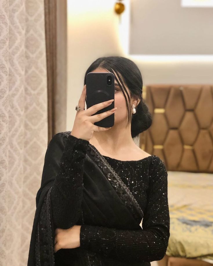 Cute-Girl-Profile-Pictures