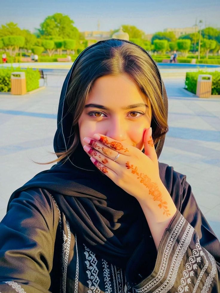 Cute Hijab Girl Profile Pictures