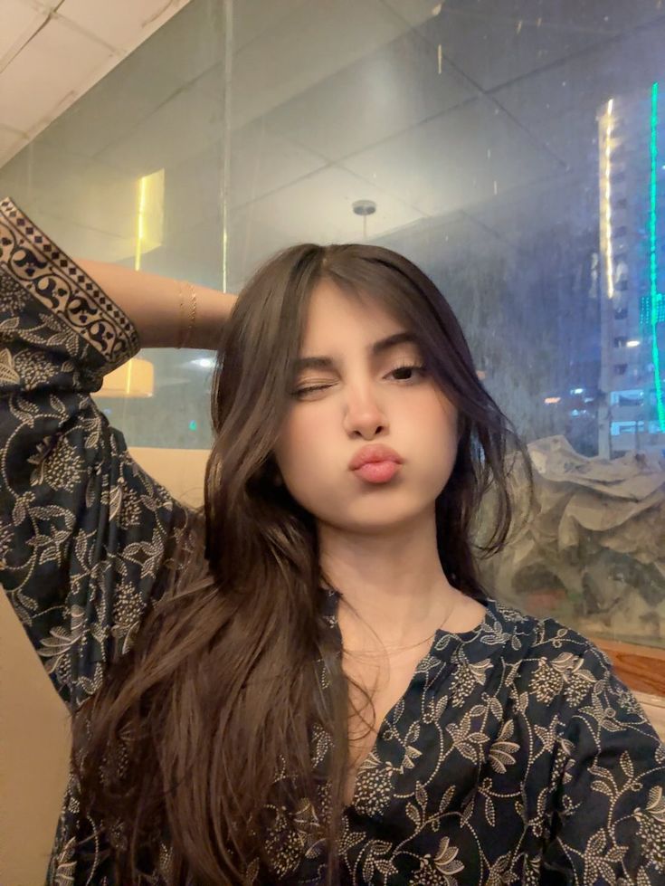 Girl Photo Dp for Instagram