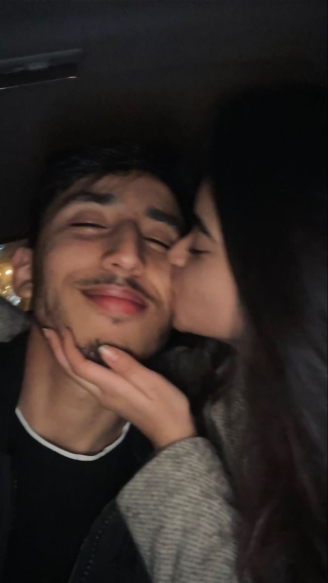 Islamic Cute Couple Dp