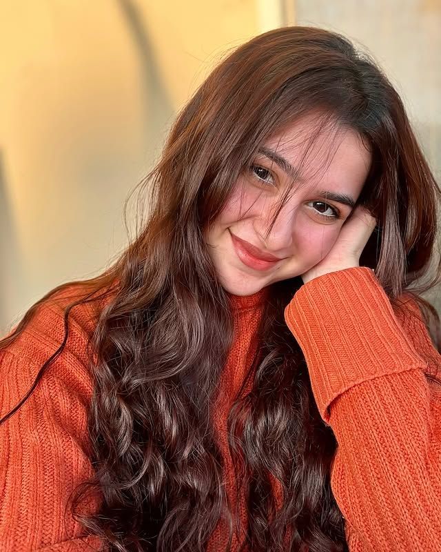 Stylish Attitude Girls Dp